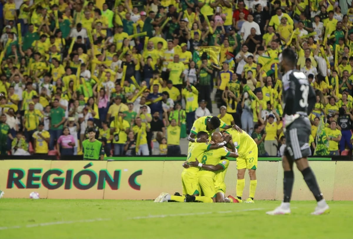 Atlético Bucaramanga venció 3-1 a Junior en el estadio Américo Montanini por la fecha 13 de la Liga BetPlay II 2026. Foto: Jaime Moreno/Vanguardia