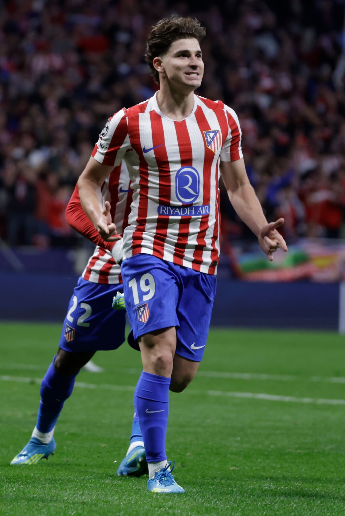 MADRID, 29/04/2026.- El delantero del Atlético de Madrid Julián Álvarez celebra tras marcar el 1-1 durante el encuentro correspondiente a la ida de las semifinales de la Liga de Campeones que Atlético de Madrid y Arsenal disputan este miércoles en el estadio Metropolitano, en Madrid. EFE/Juanjo Martín