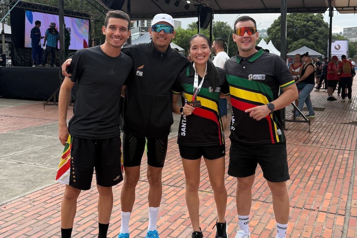 Los atletas de Santander brillaron en el Campeonato Nacional de Carreras de Ruta que se desarrolló en Cúcuta. Foto: Suministrada.