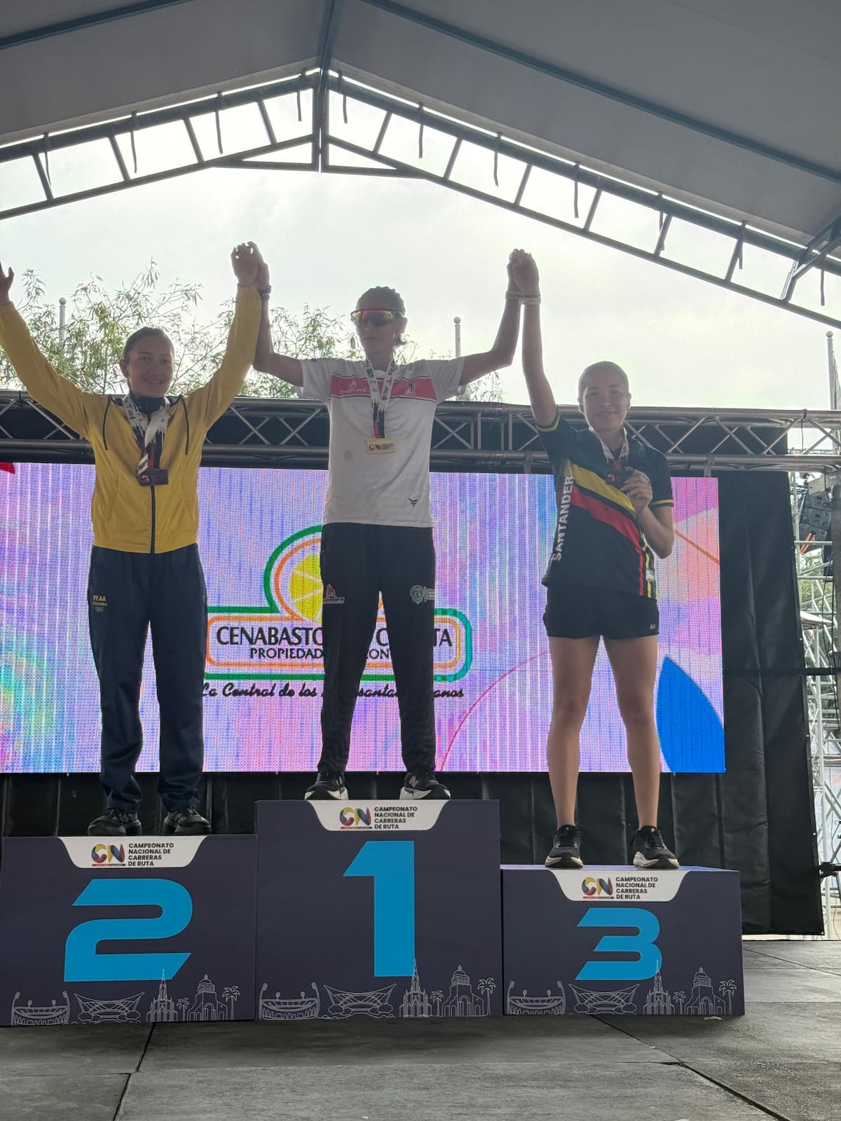 Los atletas de Santander brillaron en el Campeonato Nacional de Carreras de Ruta que se desarrolló en Cúcuta. Foto: Suministrada.