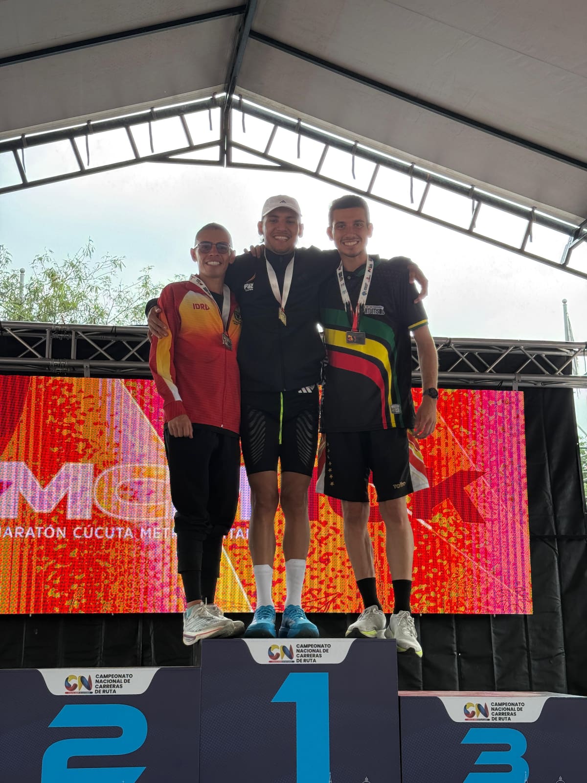 Los atletas de Santander brillaron en el Campeonato Nacional de Carreras de Ruta que se desarrolló en Cúcuta. Foto: Suministrada.