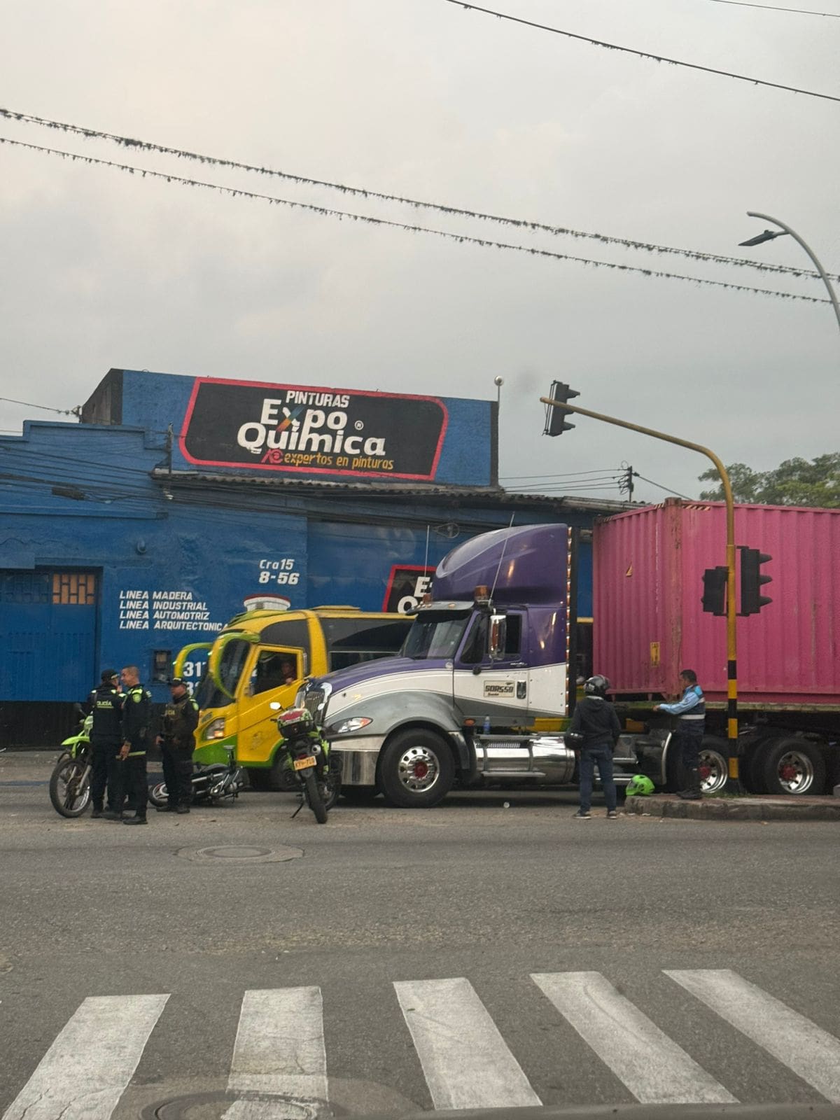 Autoridades investigan las causas del trágico siniestro ocurrido en el noroccidente de la ciudad.