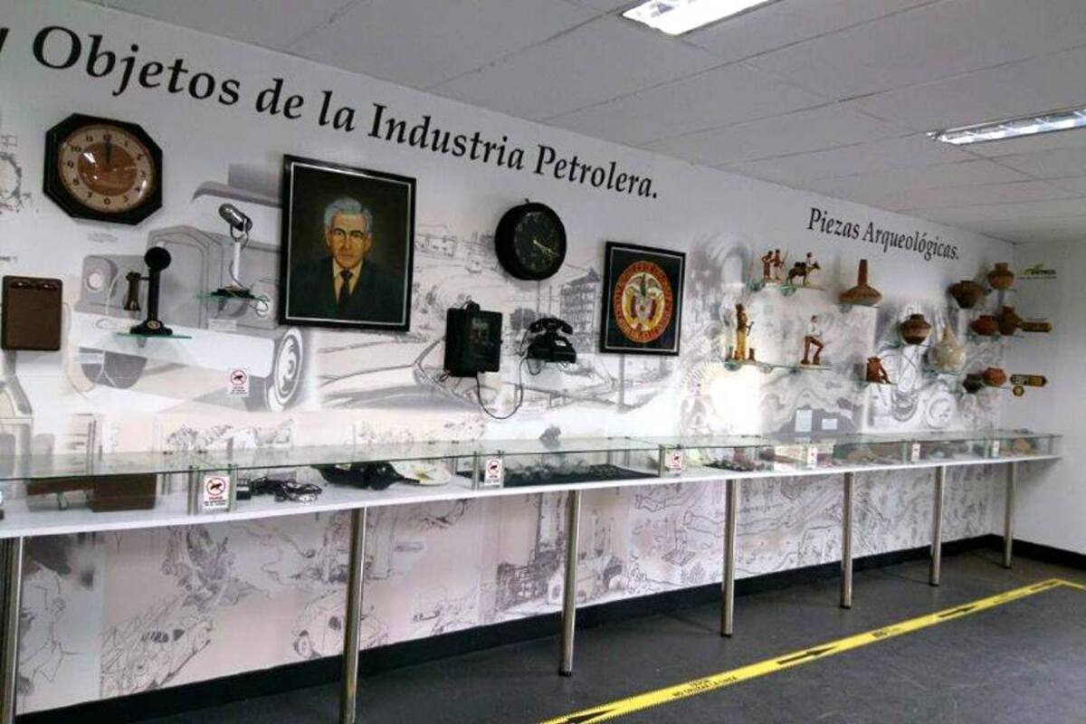 En el museo que funciona desde 1984, se exhiben piezas arqueológicas, así como objetos relacionadas con la extracción de petróleo, maquetas de torres de perforación y otras obras relacionadas con la industria. (Foto: Suministrada /VANGUARDIA LIBERAL)
