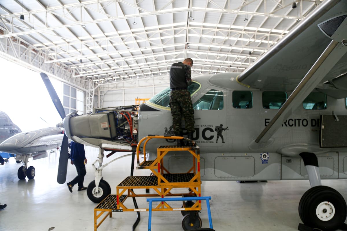 Bogotá. Noviembre 7 de 2025. AVIACIÓN DEL EJÉRCITO ENFRENTA FALTA DE RECURSOS Y DETERIORO DE SU FLOTA. (Colprensa - Lina Gasca)