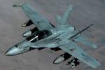 Un avión de combate se estrella cerca de una base militar en San Diego