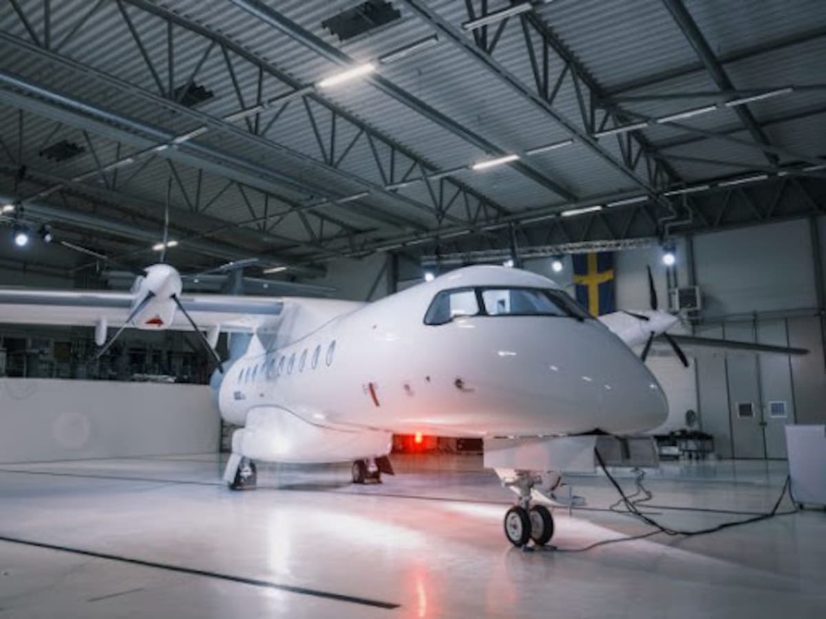 El avión eléctrico más grande jamás construido realiza su primer vuelo.