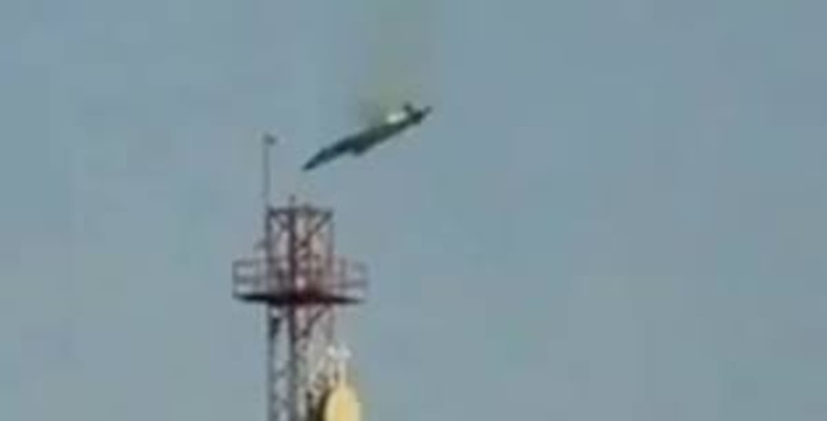 Estados Unidos confirma que tres aviones F-15 fueron derribados por “fuego amigo” en Kuwait.
Foto: captura de video.