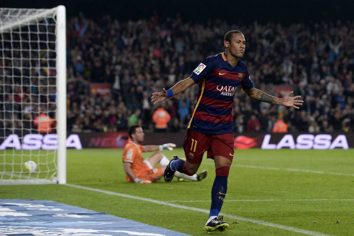 El brasileño Neymar firmó ayer su mejor tarde en el Camp Nou, para guiar al Barcelona a una cómoda victoria 5-2 sobre el Rayo Vallecano, al anotar cuatro goles para el club catalán. (Foto: AFP / VANGUARDIA LIBERAL)