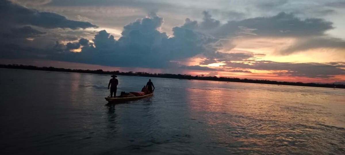 Pescadores sobre el río Magdalena en Barrancabermeja.
Lesly CIfuentes/Vanguardia