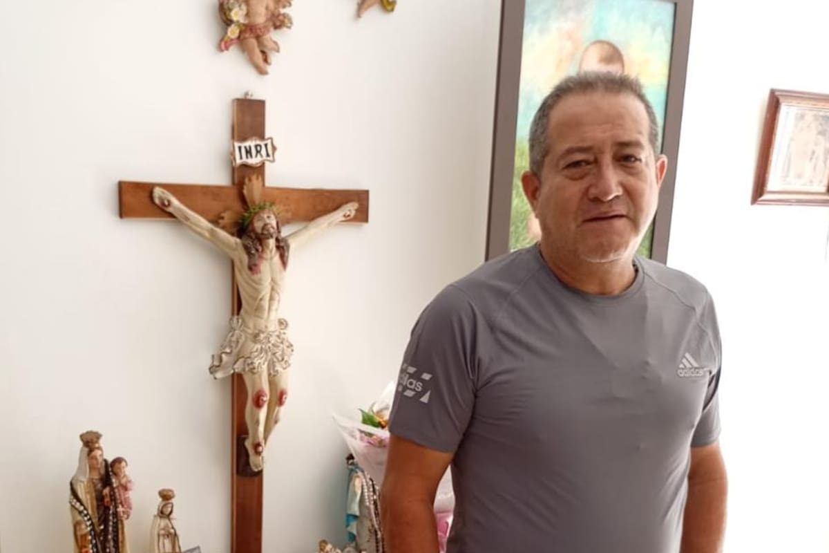 Elkin Mora Cardozo.