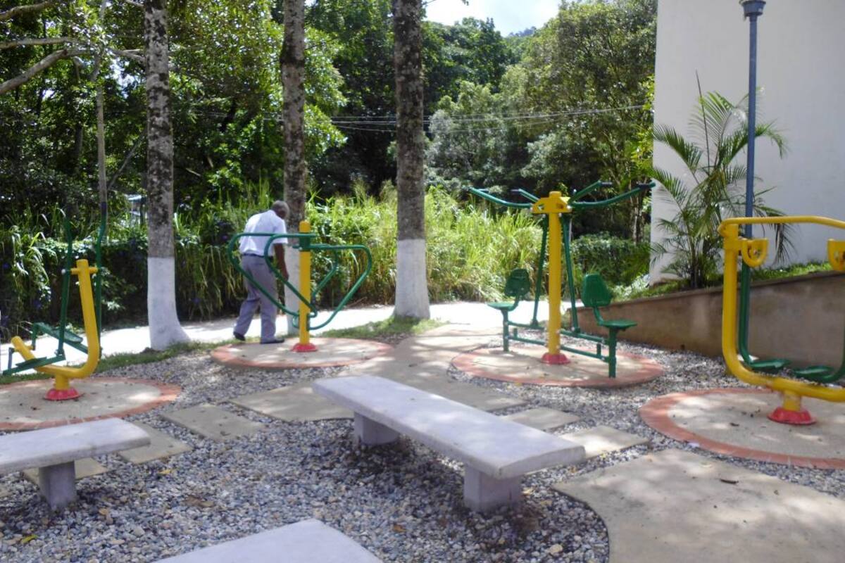 La comunidad del barrio Caracolí expresó su gratitud por el salón comunal y el gimnasio. (Foto: / VANGUARDIA LIBERAL)