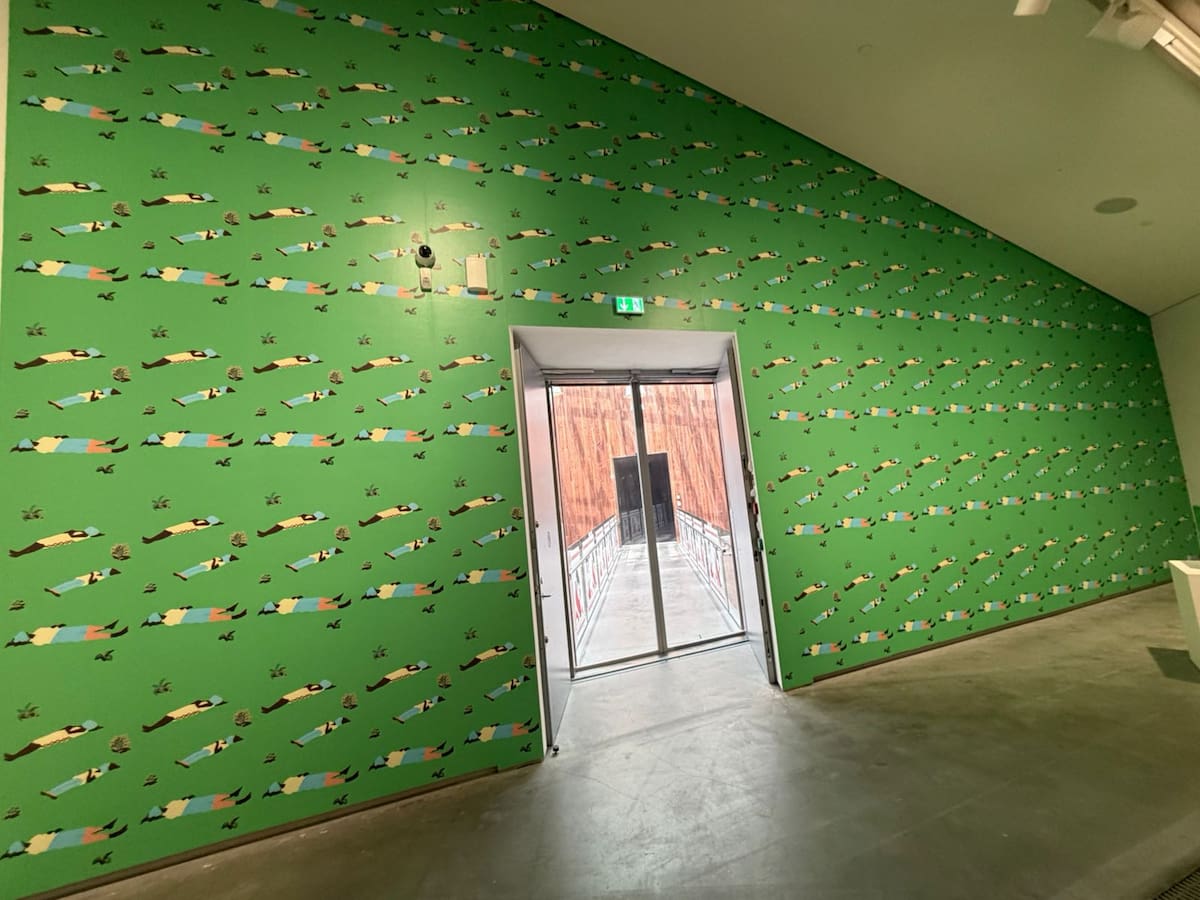 Antes de morir, Beatriz González alcanzó a participar en la planeación de esta exposición. Desde el 12 de junio, el Astrup Fearnley Museet de Oslo presenta una gran retrospectiva con más de 150 obras de la artista bumanguesa, figura clave del arte latinoamericano, cuya mirada convirtió la imagen popular, la violencia y la memoria de Colombia en un lenguaje universal. Fotos: suministradas por Daniel Ripoll González/VANGUARDIA