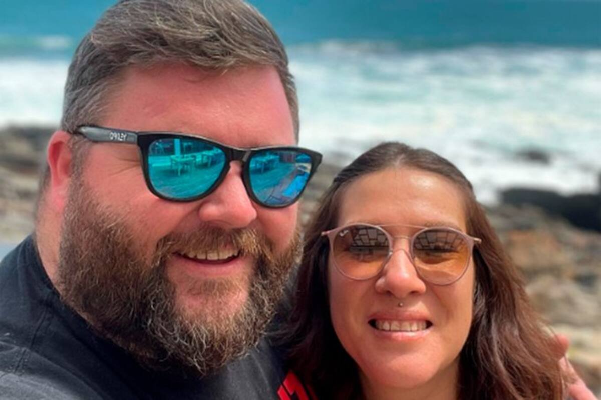 Un Influencer' muere junto a su padre y esposa al intentar rescatar a una persona. Ben Wood, 'influencer' gastronómico estadounidense radicado en Chile, falleció el lunes mientras intentaba rescatar a una mujer arrastrada por el mar en Algarrobo, región de Valparaíso (Chile).