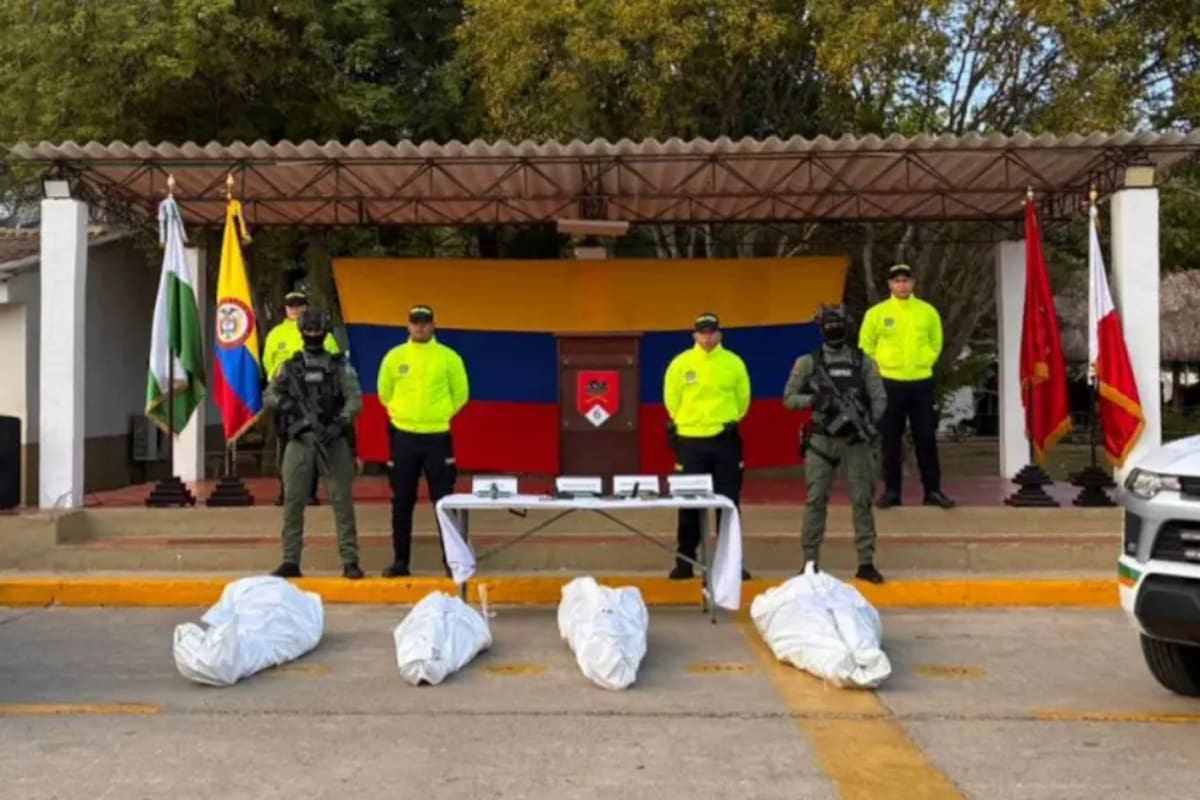 Imágenes muestran los cuerpos de cuatro personas que murieron en un operativo de la Policía en La Guajira Foto: Redes X