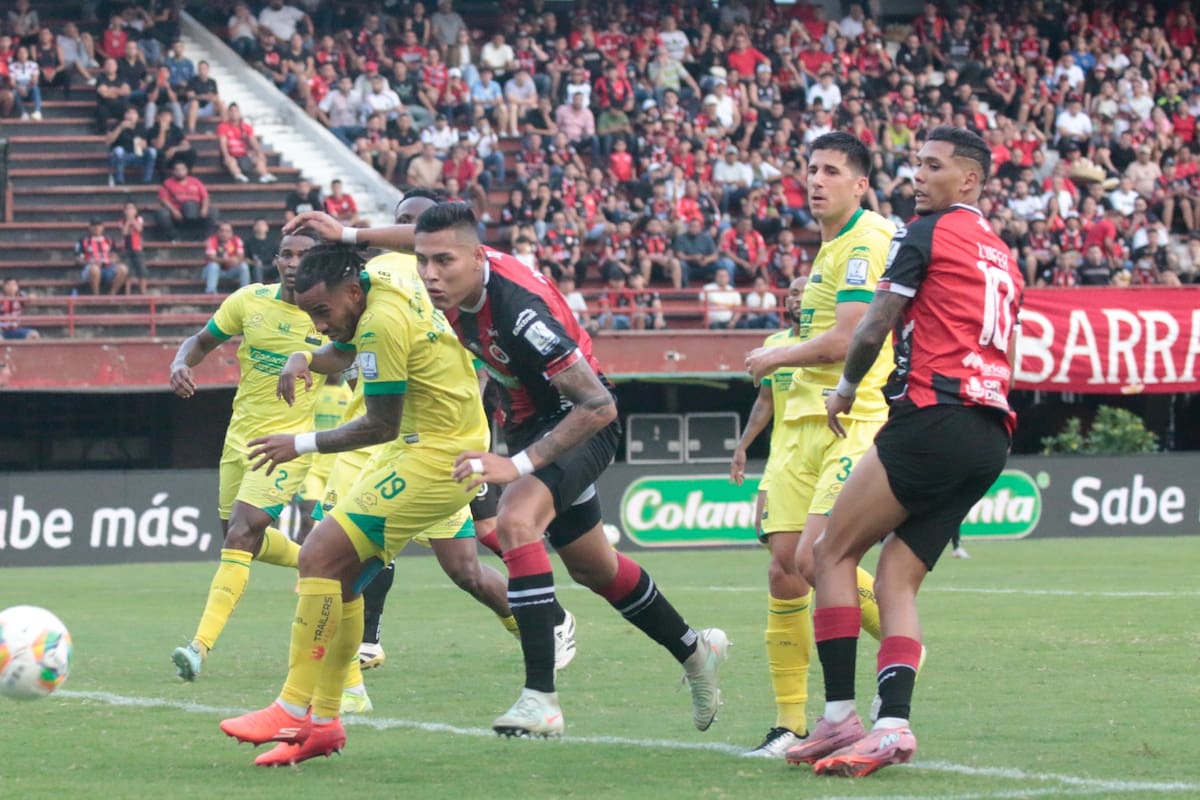 BetPlay 2026 I, fecha 3, partido Cúcuta vs Bucaramanga, estadio Estadio General Santander de Cúcuta. Fotografías: Schneyder Mendoza/Colprensa.