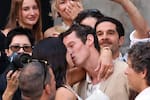 Todos los detalles de la boda de tres días de Dua Lipa con Callum Turner en Sicilia