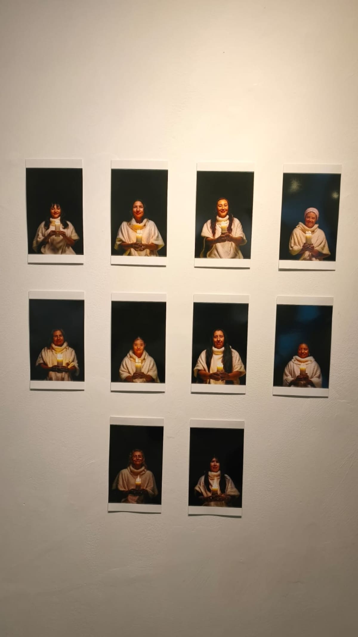 A través de talleres de fotografía, tejido y artes plásticas, el Colectivo Creativo BGA ha construido un espacio de encuentro que hoy se convierte en una exposición sobre identidad, memoria y cuidado.