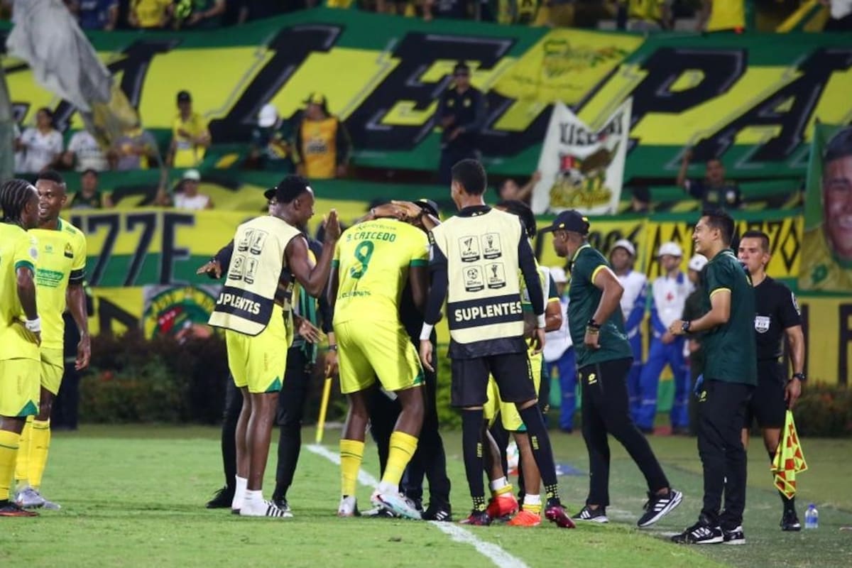 Brandon Caicedo marcó sus primeros goles con el Atlético Bucaramanga, en la victoria 5-0 sobre Boyacá Chicó. Foto: Jaime Moreno.