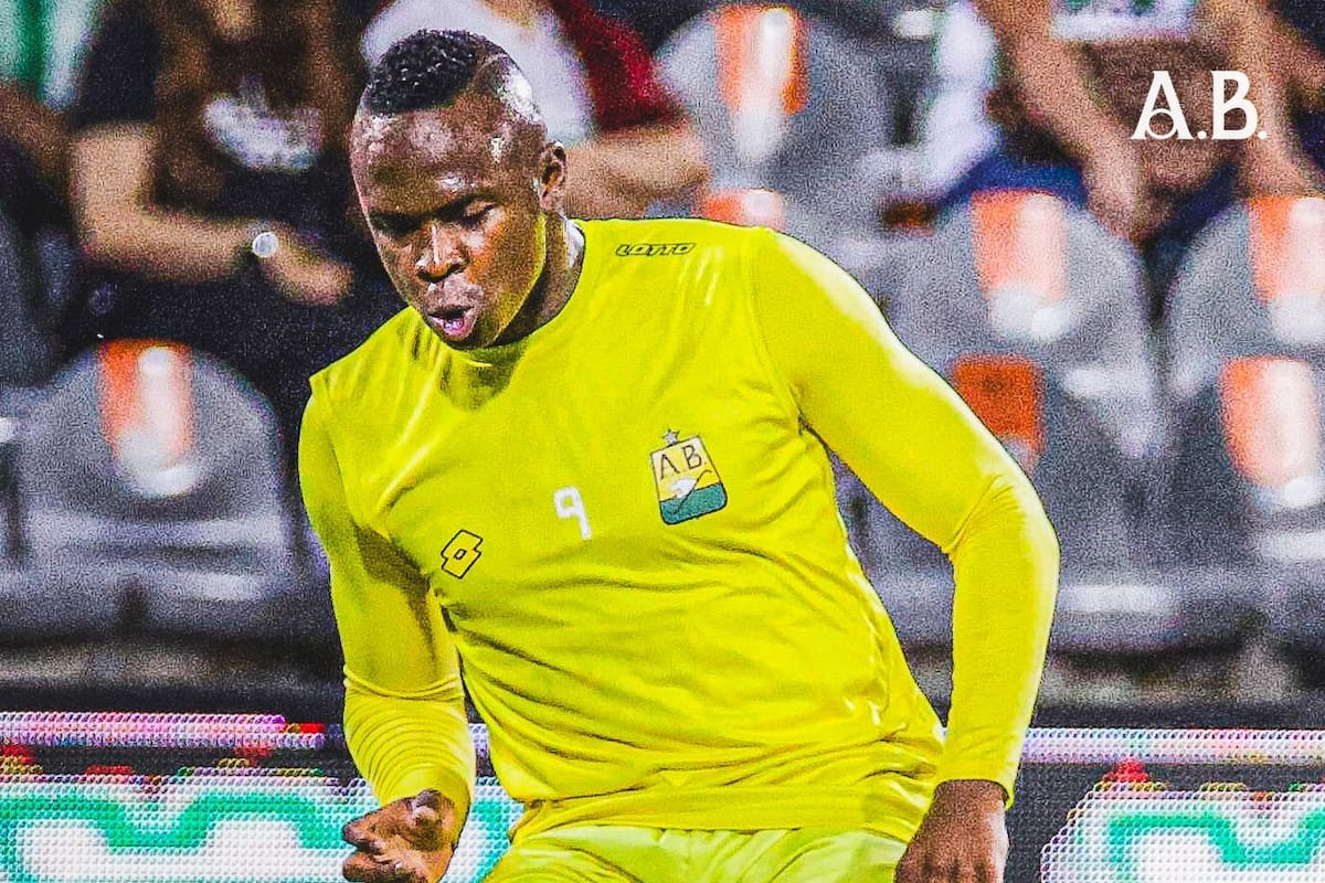 Brandon Caicedo no se guarda nada tras la caída: el detalle que condenó a Bucaramanga en Medellín. Foto: Atlético Bucaramanga