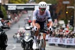 Brandon McNulty sorprende al mundo y se corona campeón mundial de ciclismo