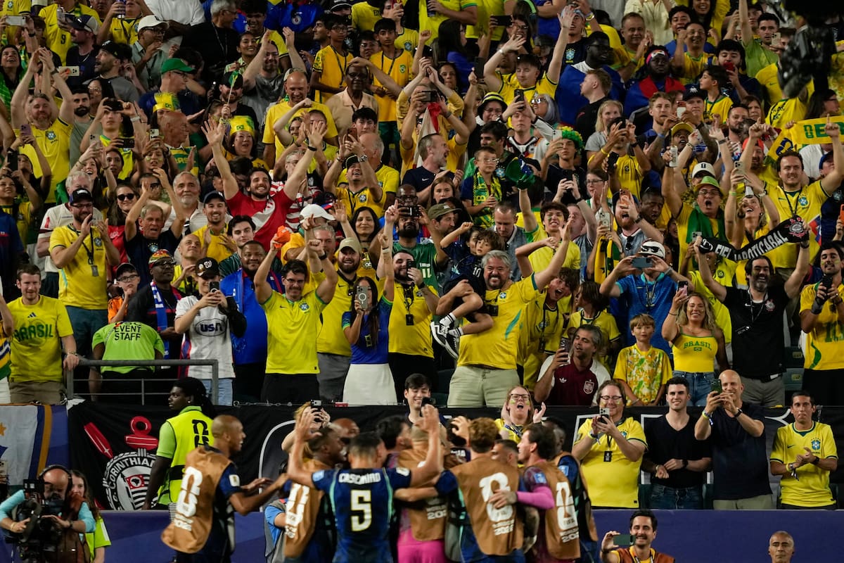 Brasil puso a celebrar a su gente con importante triunfo sobre Haití en el Mundial. //Foto, AP: Matt Slocum