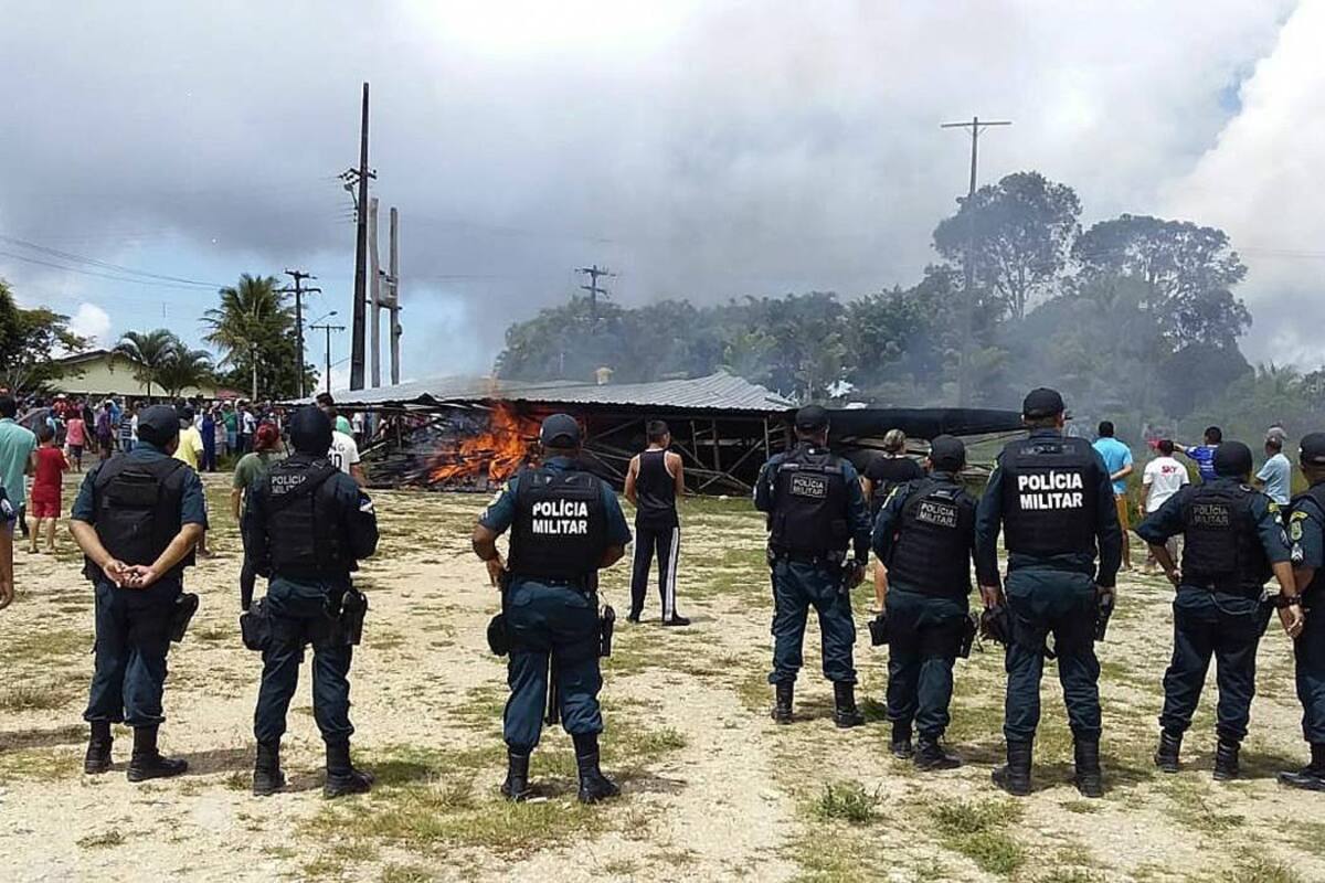 Tras el suceso y los disturbios, el Gobierno desplazó a 120 agentes de la Fuerza Nacional de Seguridad a la localidad fronteriza de Pacaraima. (Foto: EFE / VANGUARDIA LIBERAL)