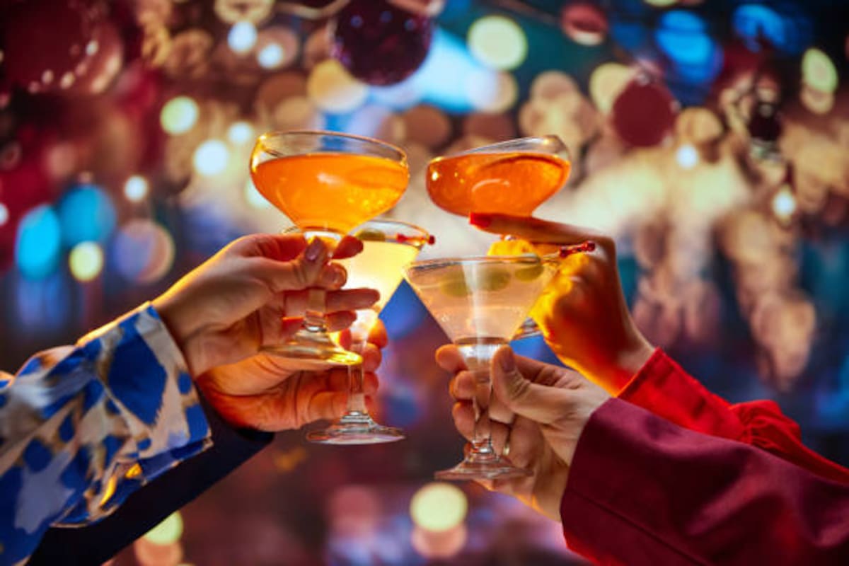Alerta por alcohol adulterado: riesgos invisibles que pueden ser mortales.