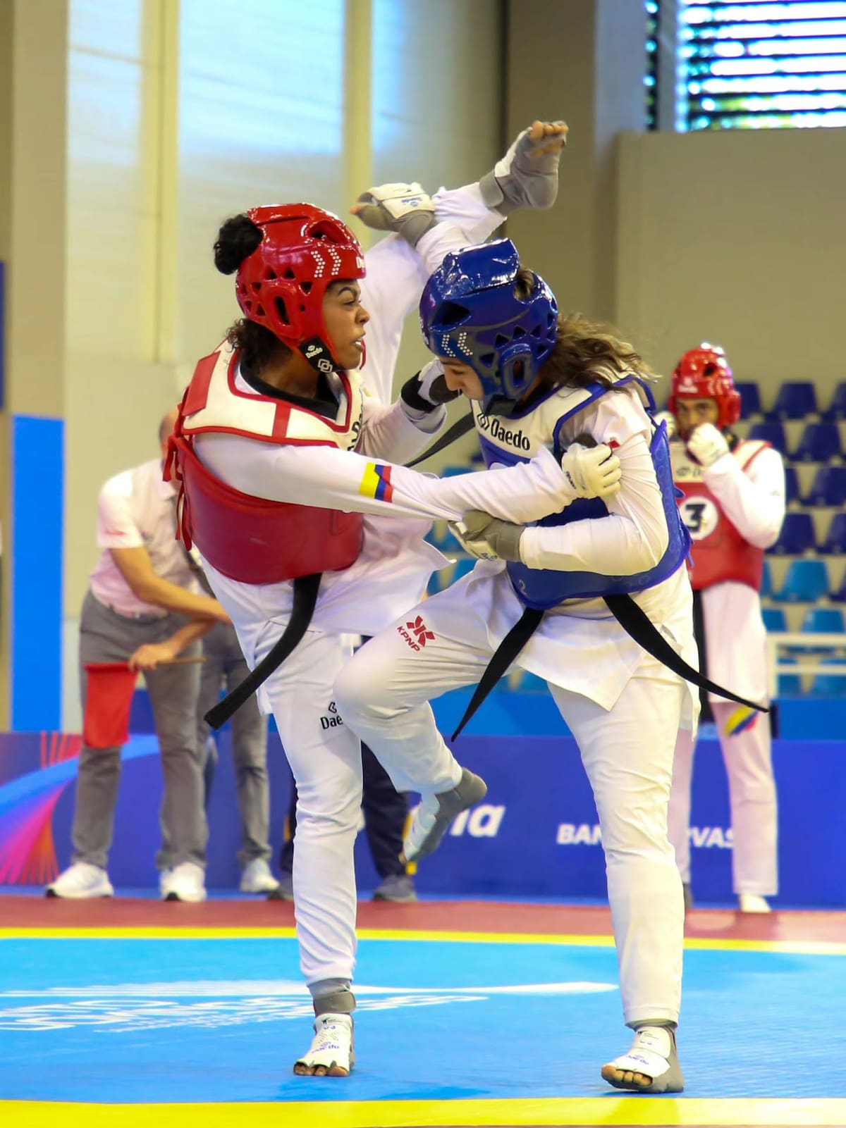 ¡Bronce para Santander! Angelyn Saldaña sube al podio y le entrega otra medalla a Colombia en las justas. Foto: Comité Olímpico Colombiano