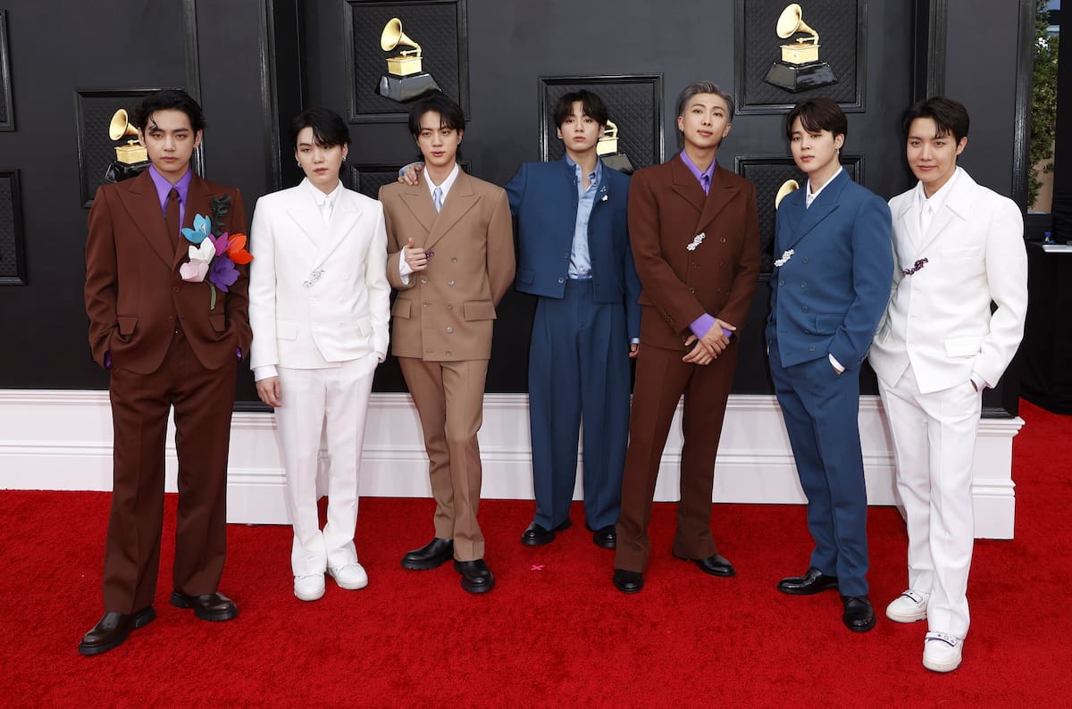 BTS ha roto récords globales en plataformas como YouTube con millones de reproducciones en pocas horas. V, Suga, Jin, Jungkook, RM, Jimin y J-Hope de BTS. //Foto: EFE