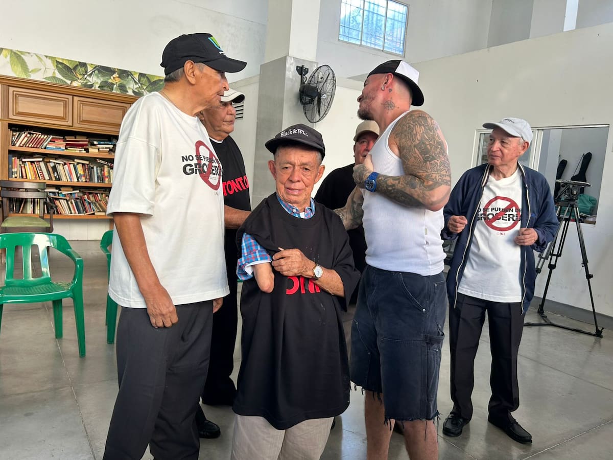 Cuando el perreo se volvió eterno: abuelos virales y J Balvin en un mismo ritmo.