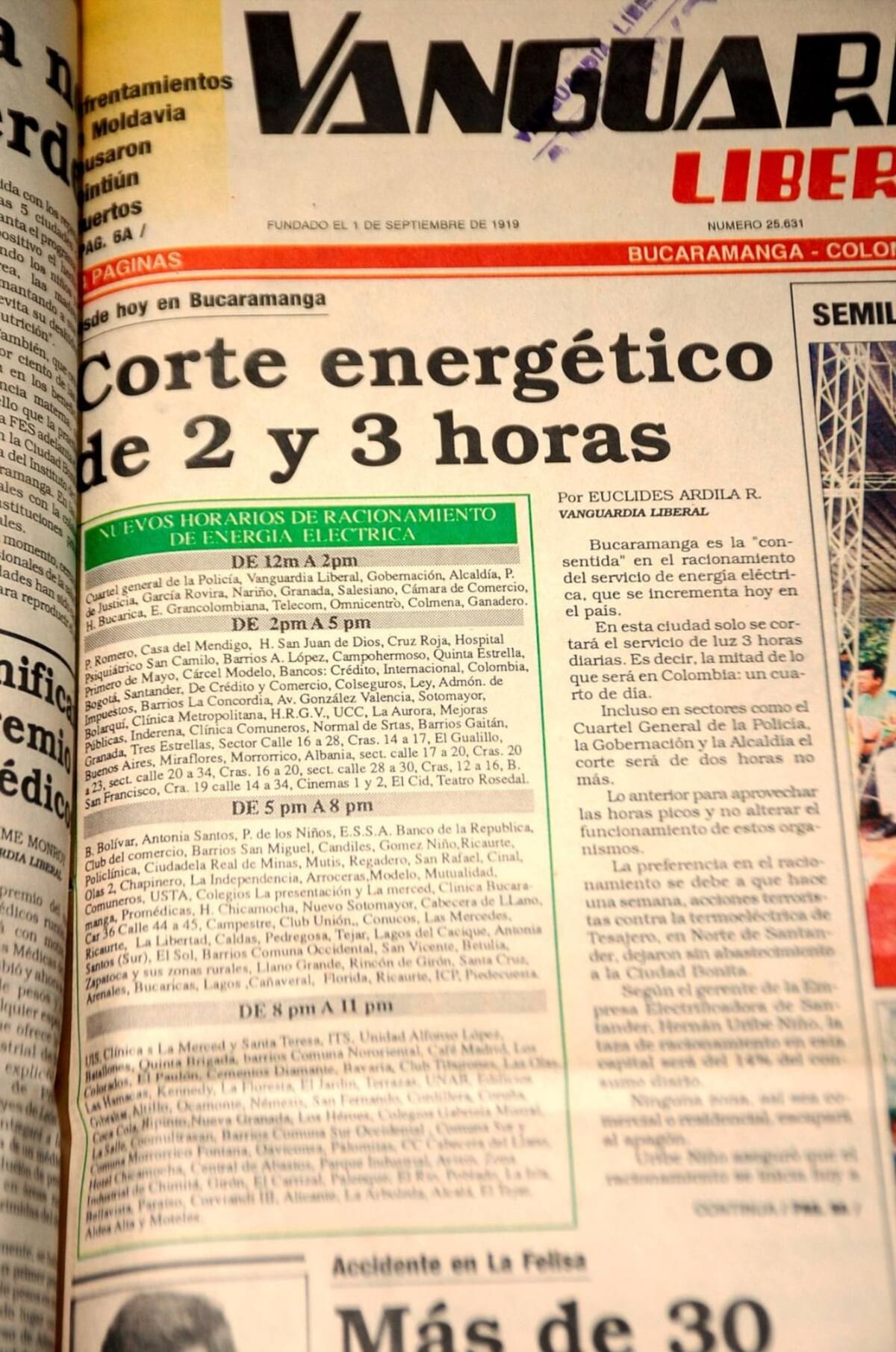 Las noticias que fueron portada en aquella época de 1992. (Archivo/ VANGUARDIA)