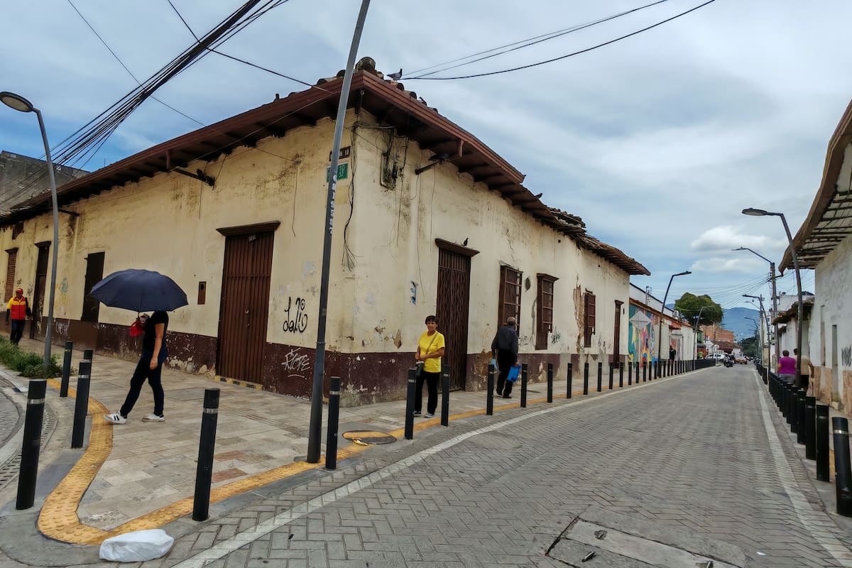 Predio patrimonial en riesgo: anuncian primeras acciones para recuperar la antigua sede del Archivo Departamental. (Foto: Marco Valencia / VANGUARDIA)