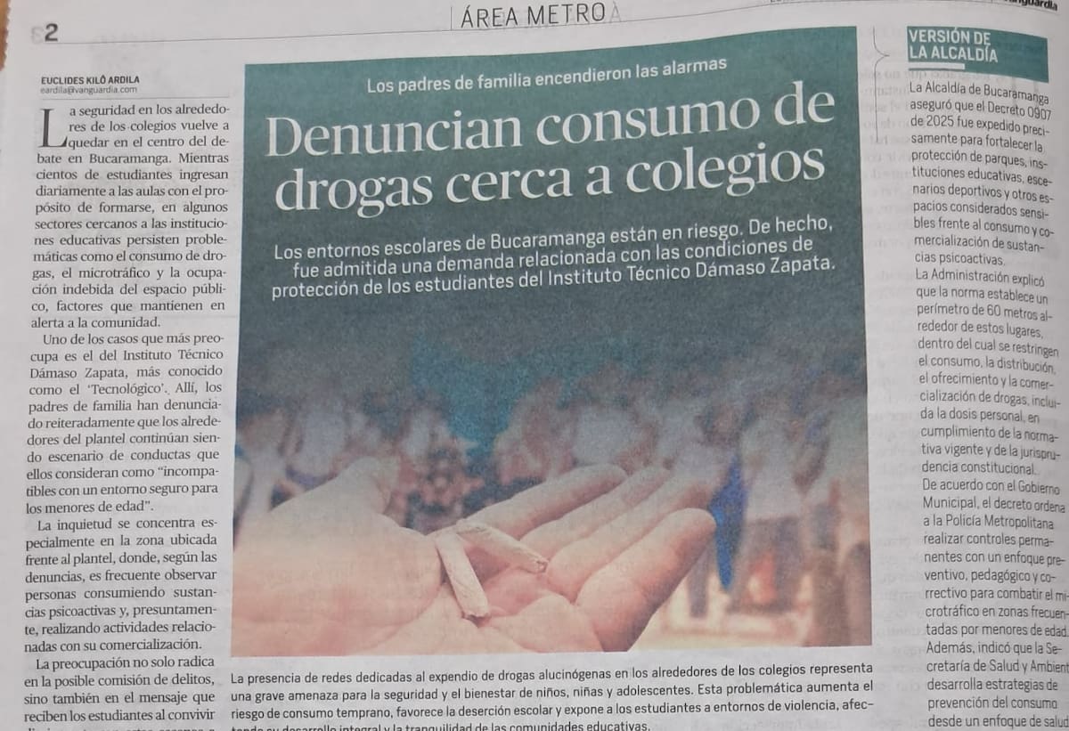 Denuncia de la comunidad educativa, publicada en Vanguardia.