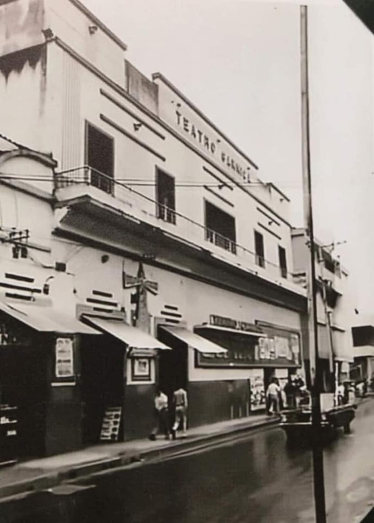 Foto de Gavassa: así se veía el Garnica, cuando funcionaba como sala de cine.