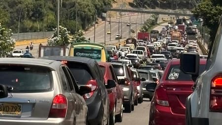 Pico y placa: así rige hoy, lunes 19 de octubre, en Bucaramanga y el área
