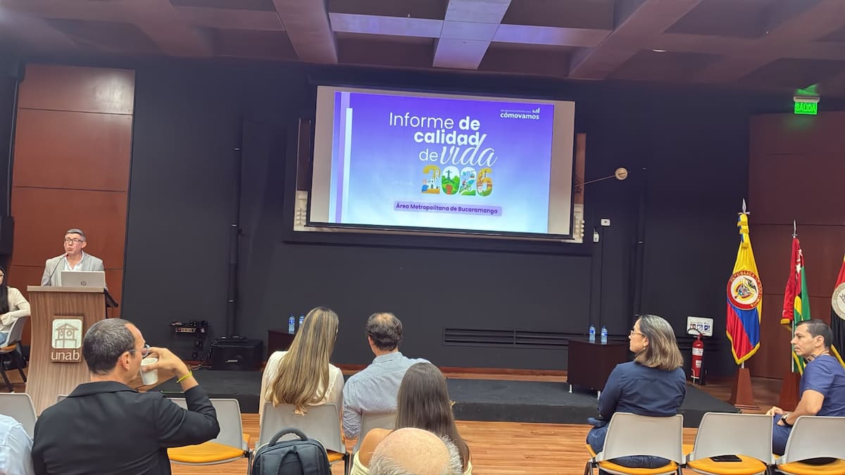 En el auditorio de la Facultad de Ingenierías de la UNAB se presenta el Informe de Calidad de Vida del Área Metropolitana.