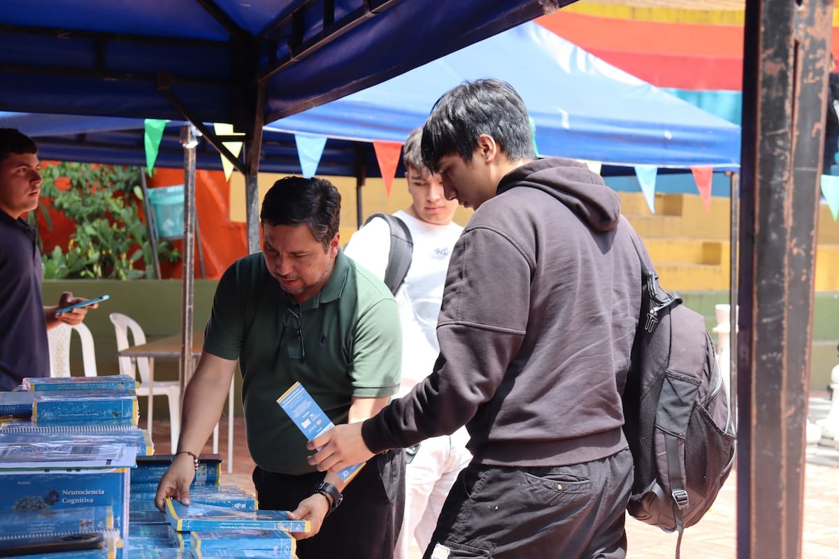Feria del Libreo en la UDES.