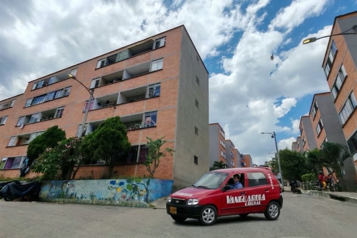 El carro de la entonces Vanguardia Liberal siempre ha recorrido los barrios de la capital santandereana. Aquí regresamos a Altos de Betania.
