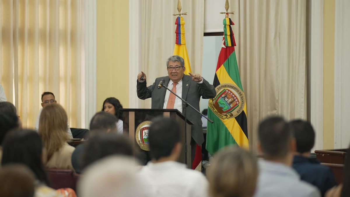 Patricio López Jaramillo, rector de la UDES.