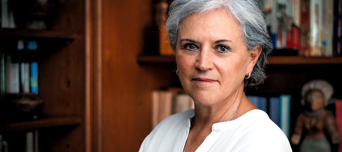 María Elvira Samper.