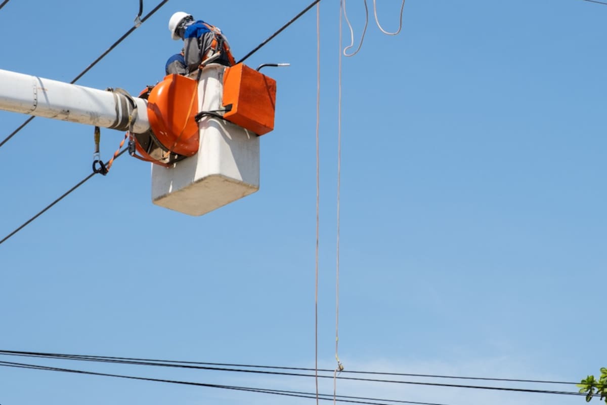 Esté atento a los cortes del servicio de luz.