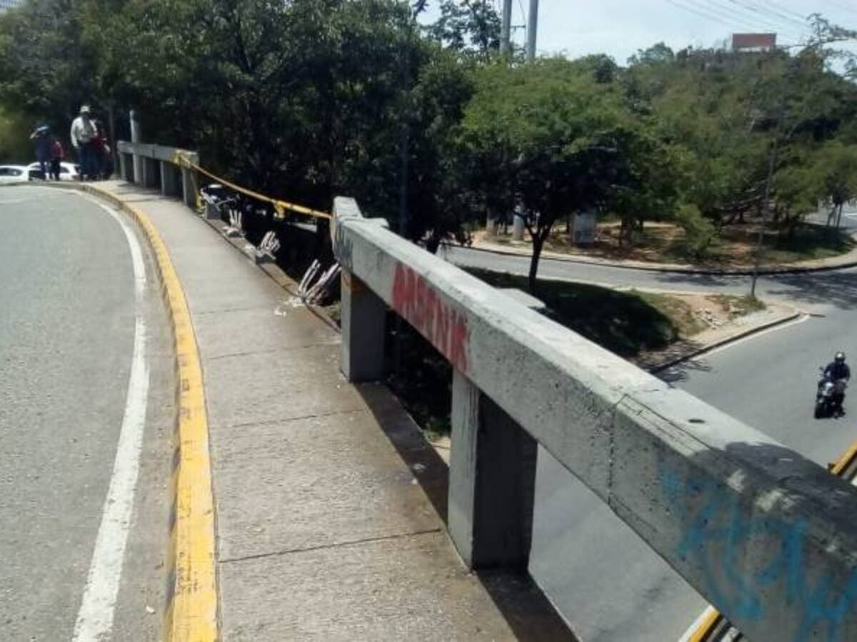 Las barandas del viejo puente de Conucos no eran muy seguras del todo. (Archivo / VANGUARDIA)