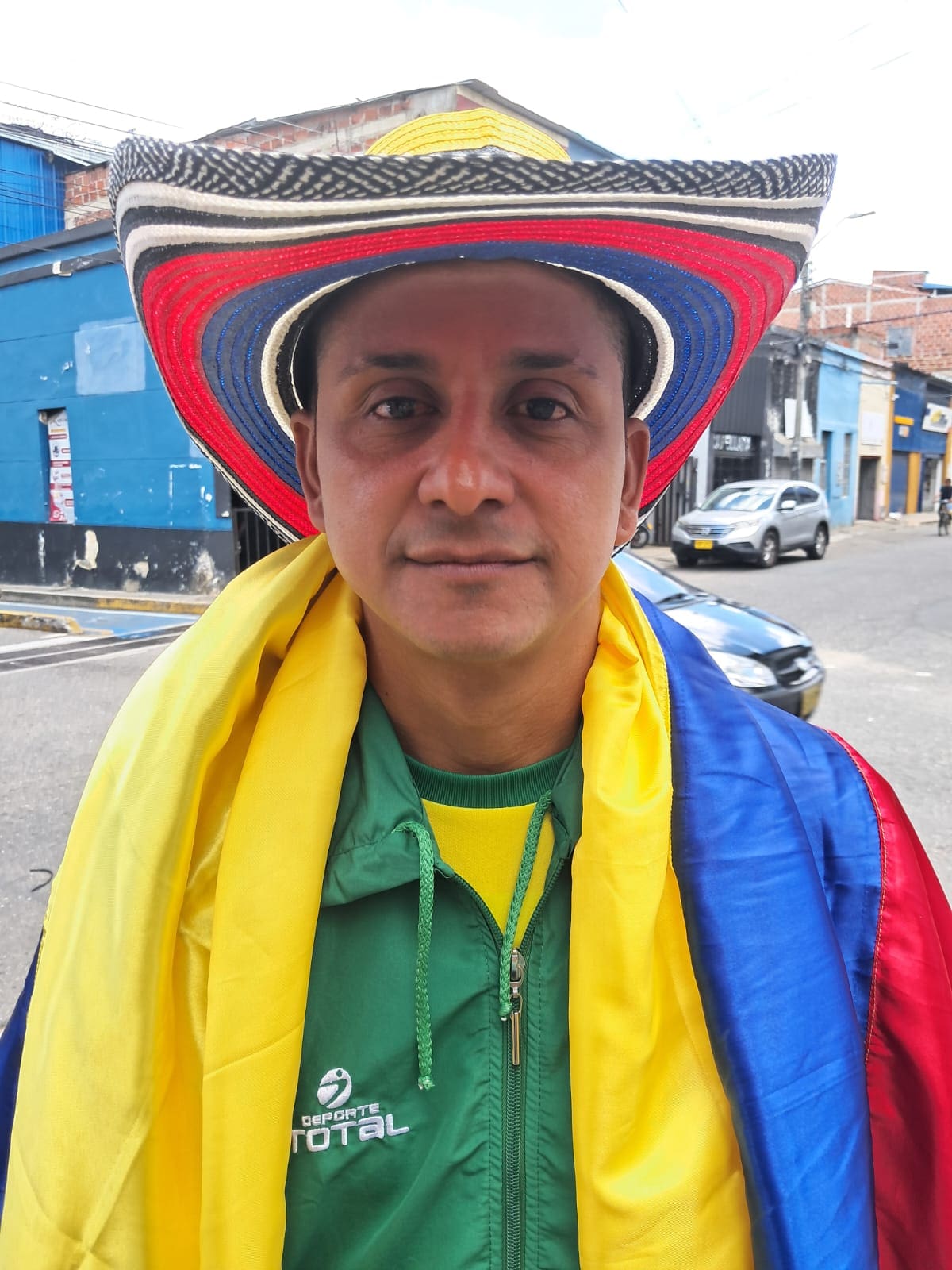 Marvin Mora.