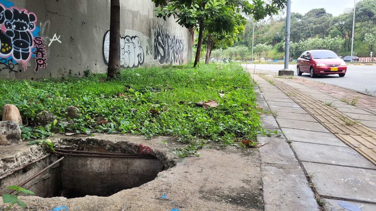 Más 'trampas urbanas'. (Foto: Franz Rey / VANGUARDIA)