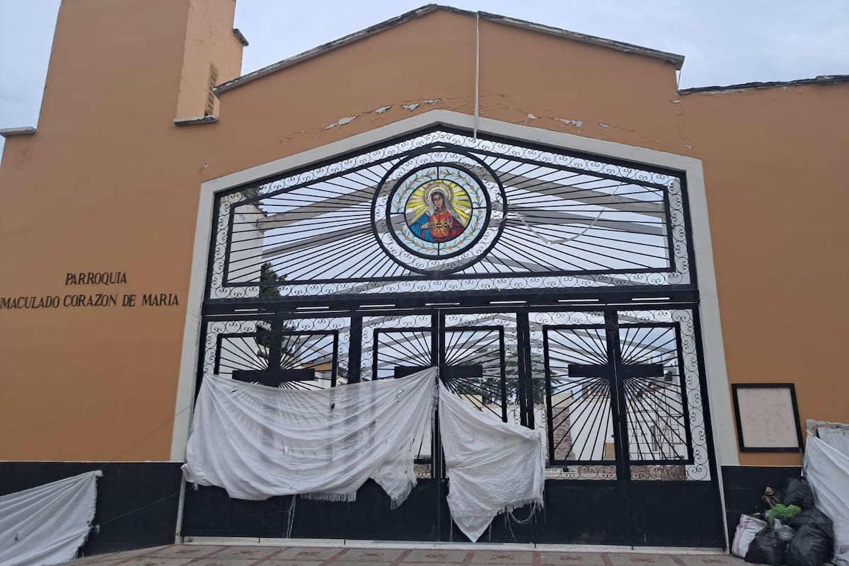 Con las puertas abiertas al cielo: así comienza una nueva etapa para la parroquia del Inmaculado Corazón de María. (Foto: Euclides Kilô Ardila / VANGUARDIA)