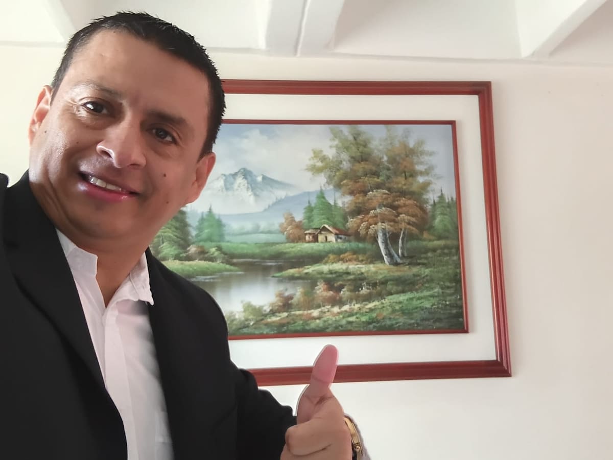 Gerson Jair Martínez Ortiz, egresado UTS