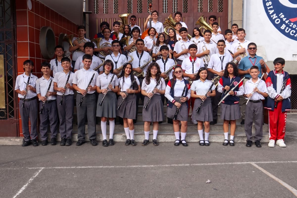 Entre notas, disciplina y solidaridad, la Banda del Salesiano busca llegar a La Vega.