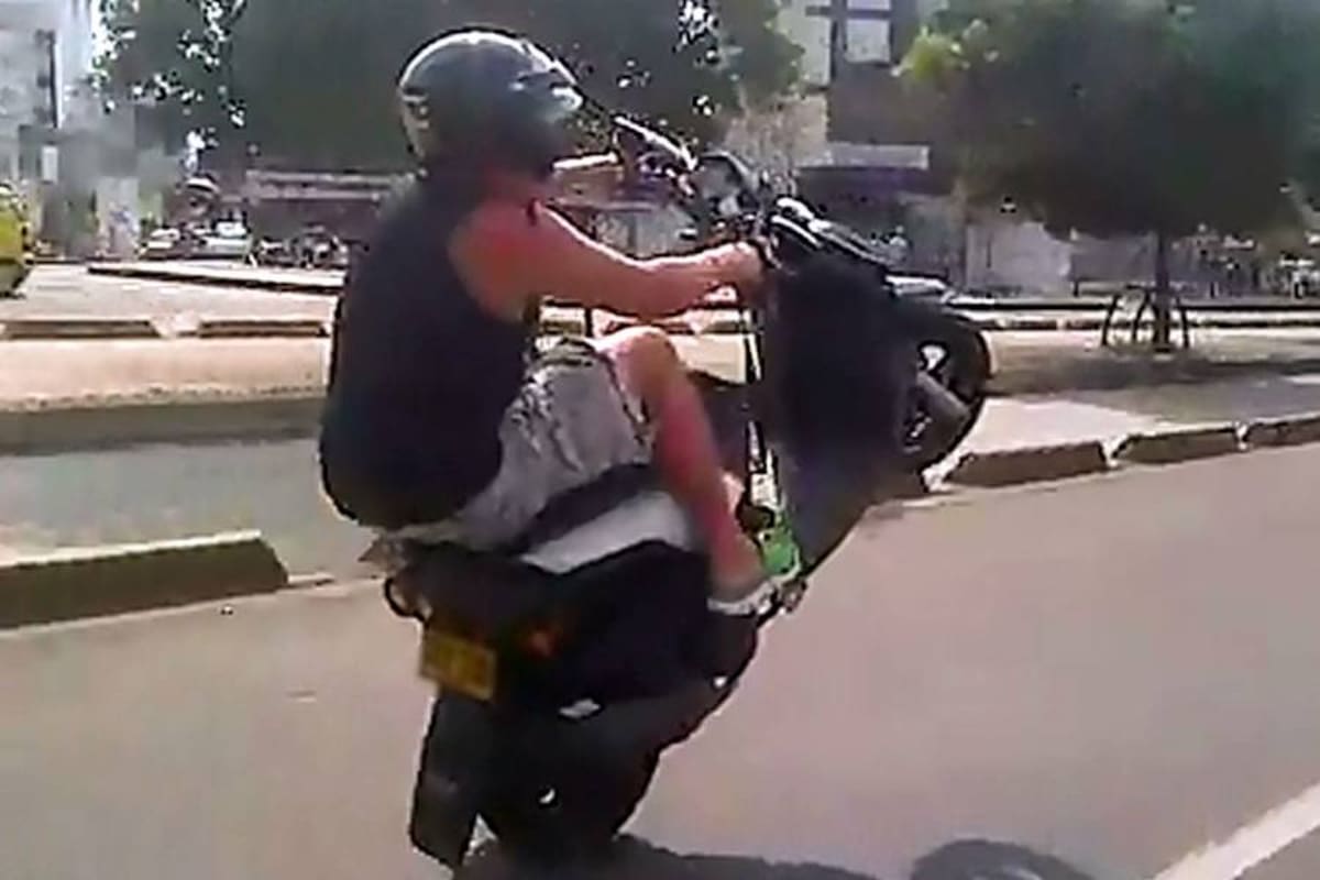 Motociclistas imprudentes de Bucaramanga quedan registrados en video (Foto Suministrada/VANGUARDIA)