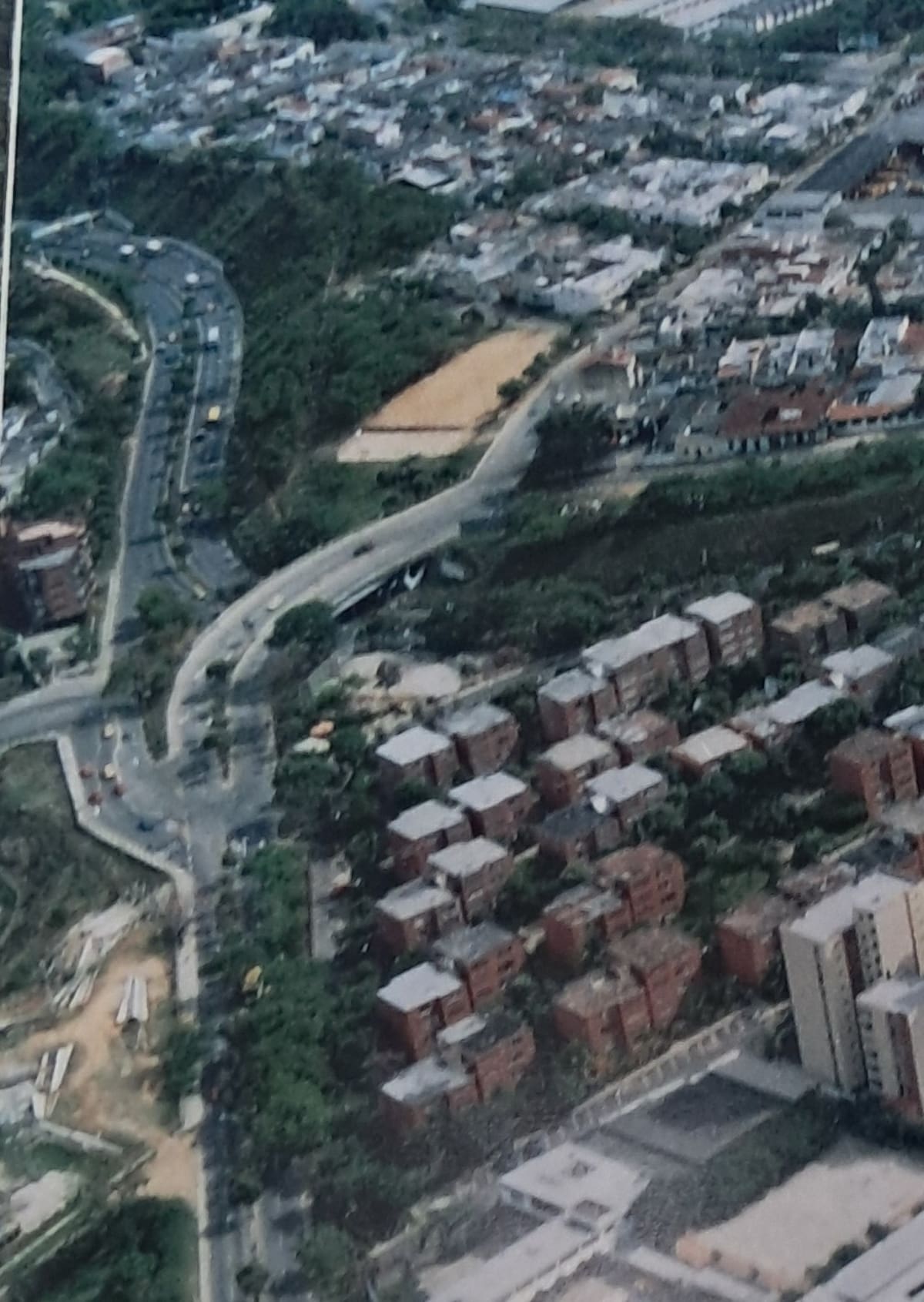 Vieja panorámica del antiguo puente de Conucos. (Foto Archivo / Calos Eslava / VANGUARDIA)
