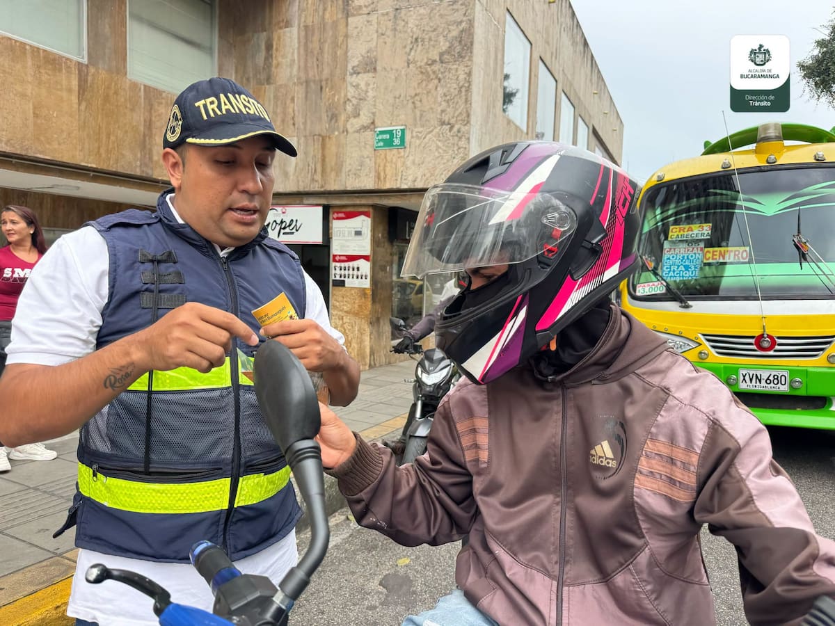Hoy, sábado, rige el pico y placa.